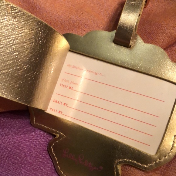🦩Lilly Pulitzer shell shaped travel contact belt buckle + tag for your bag - Picture 4 of 9